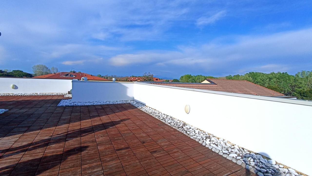 Calilla Home-Appartamento Scirocco Grado Luaran gambar